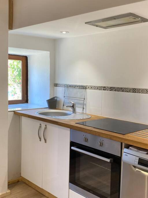 Spacious 1 Bed Home With Shared Pool Champagnac-la-Riviere Exterior photo